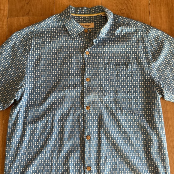 Tommy Bahama Silk Cotton Blue Geometric Camp Shirt L Large Original Fit - Picture 2 of 5